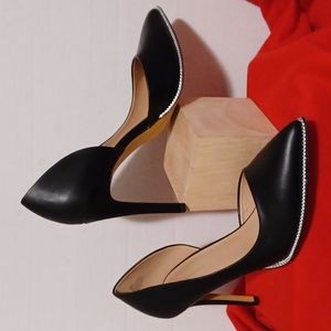 BCBGeneration Women's Harnoy D'Orsay Black Faux Leather  Pump. Size 10.